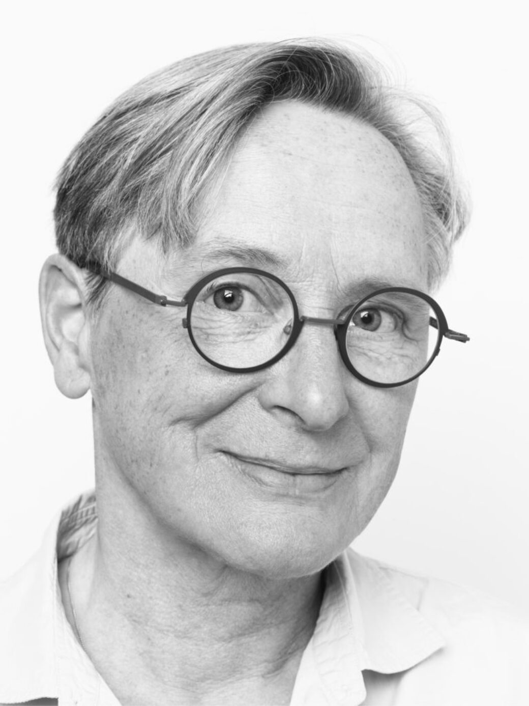 Minke Douwesz Van Oorschot Annaleen Louwes 768x1024